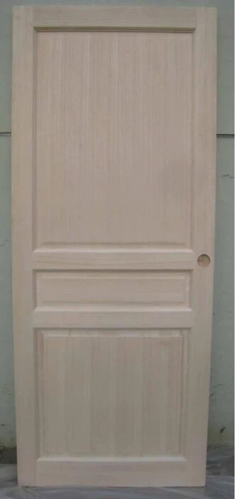 Vrata iz topolovega lesa